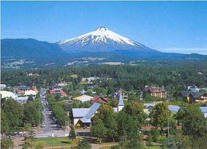A view of Villarica (the volcano) from PucÃ³n