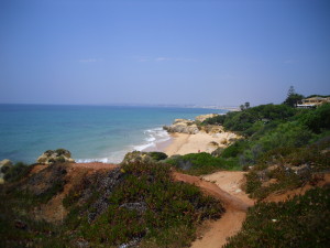 algarve portugal beach cliffs