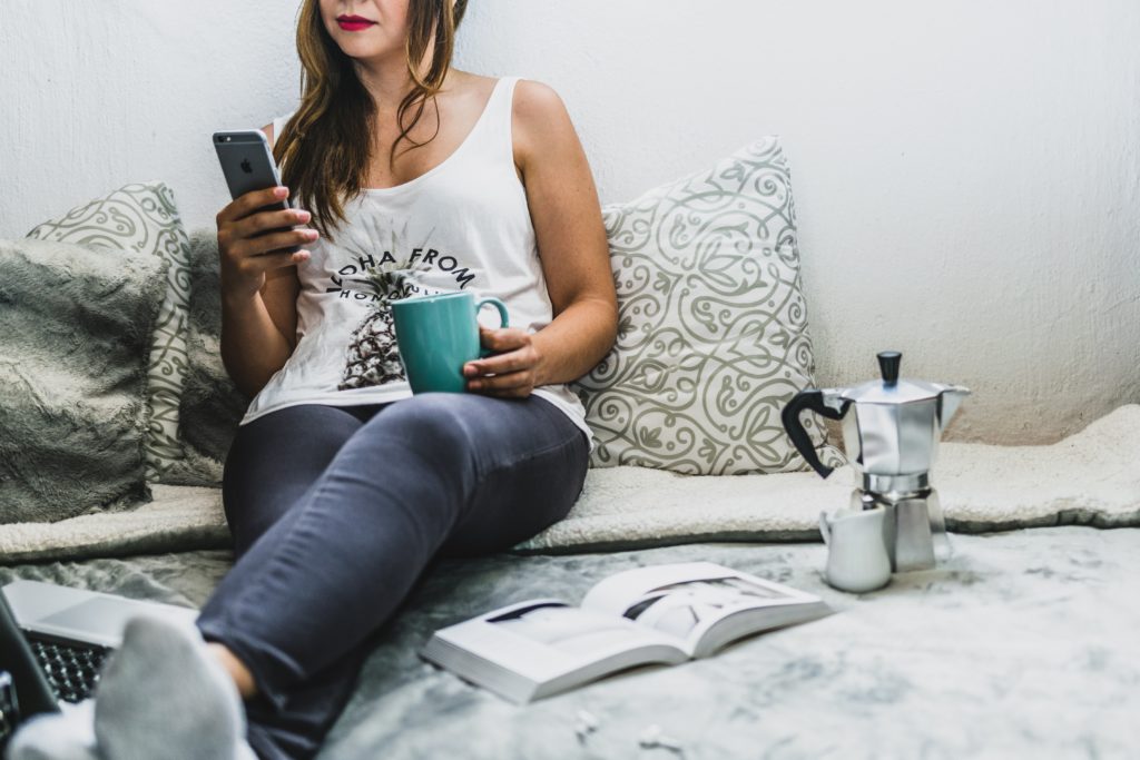 Here's how to survive without a smartphone. Living without a smartphone is actually pretty easy when you realize you don't really need it for most the things you want to do. 